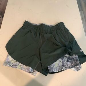 lululemon track that 2 jn 1 high rise short